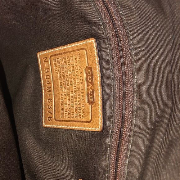 Authentic Coach Signature Jacquard Classic Two-Tone Tan Duffle Crossbody Bag - Picture 8 of 9